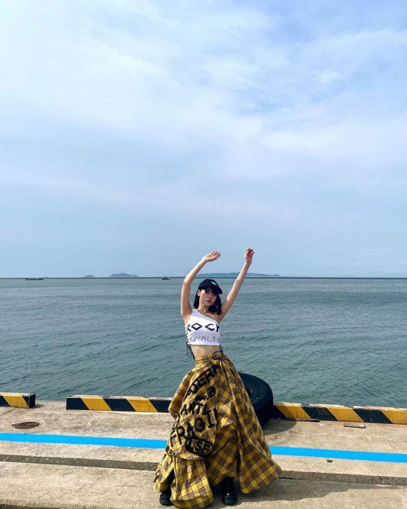 LE SSERAFIM CHAEWON1