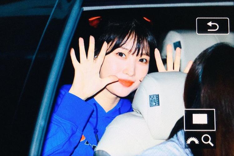 EVERGLOW Sihyeon0