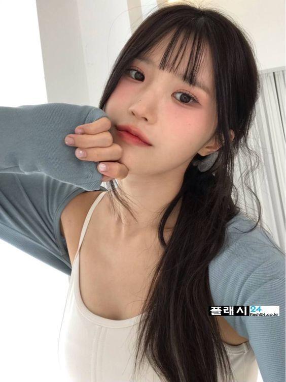 프로미스나인 송하영1