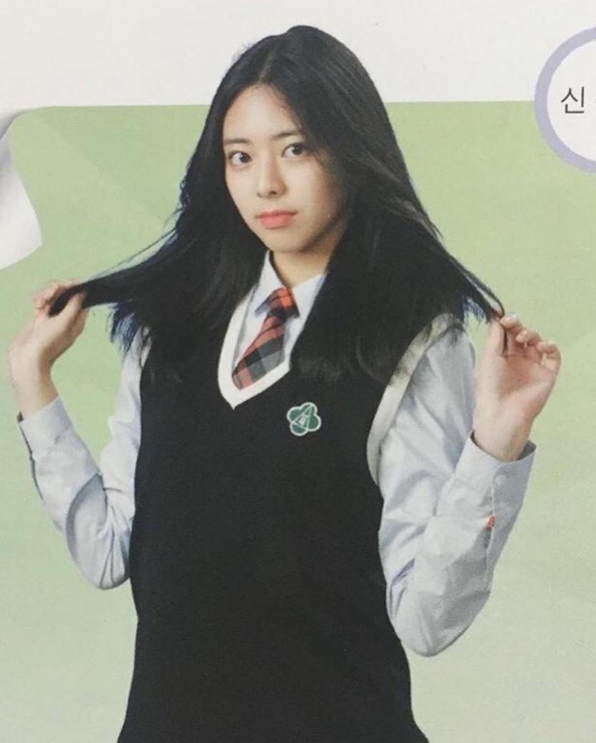 ITZY 신유나 졸업사진0
