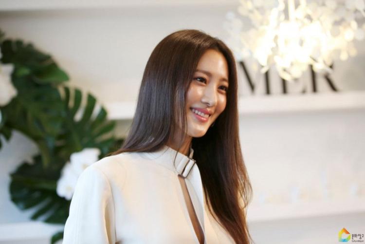 수현, 라메르 행사1