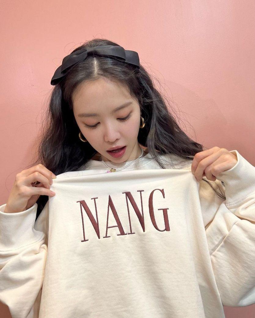 손나은2