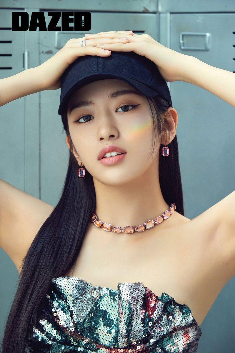 IVE YUJIN0