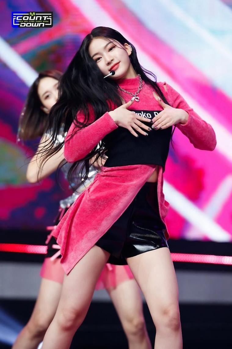 스테이씨 이채영0