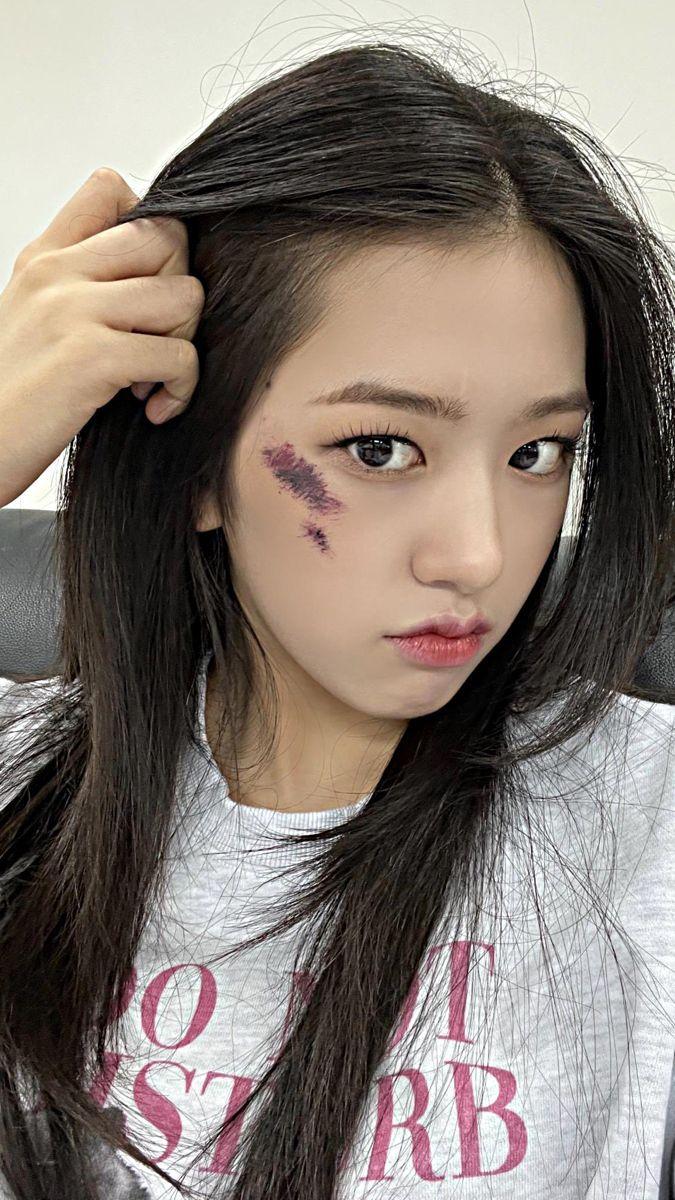 IVE AN YUJIN0