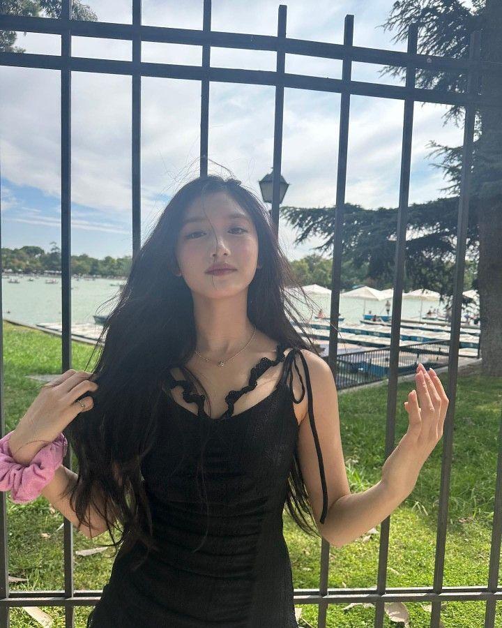 IVE LEESEO2