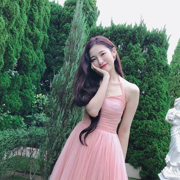 OH MY GIRL Arin1