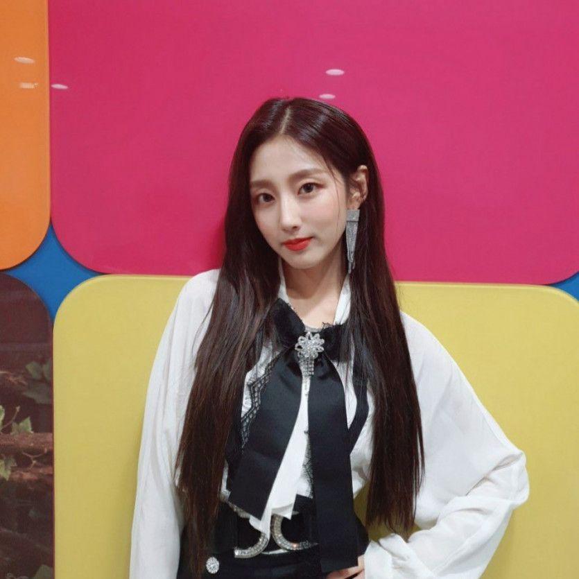 러블리즈 2020 새해 기념 사진0
