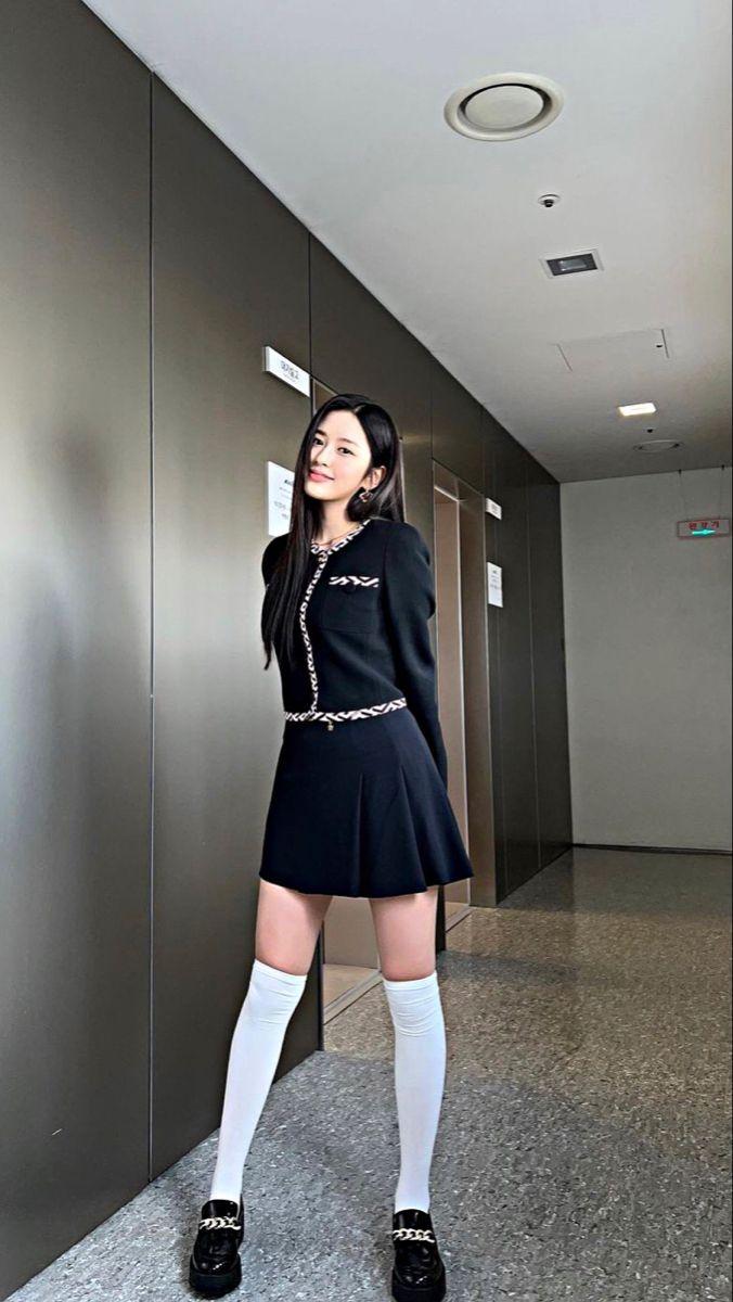 IVE AN YUJIN3
