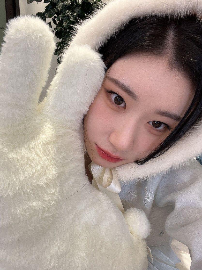 ITZY Chaeryeong2