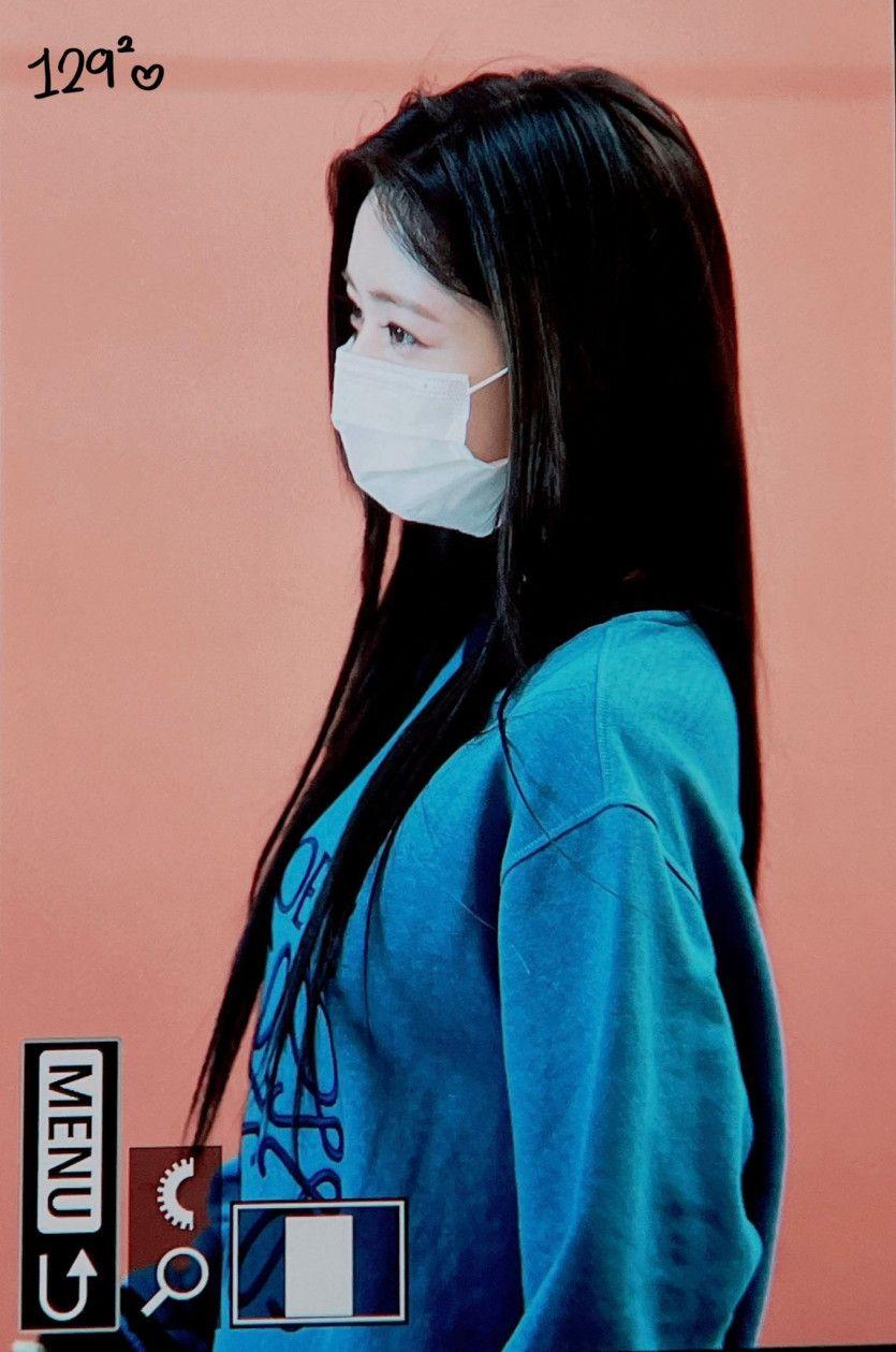 ITZY Yuna1