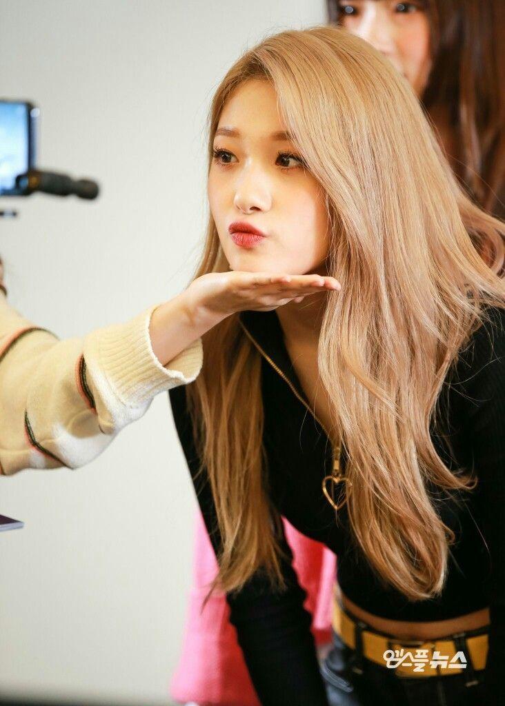 FROMIS9 Lee Seo Yeon4