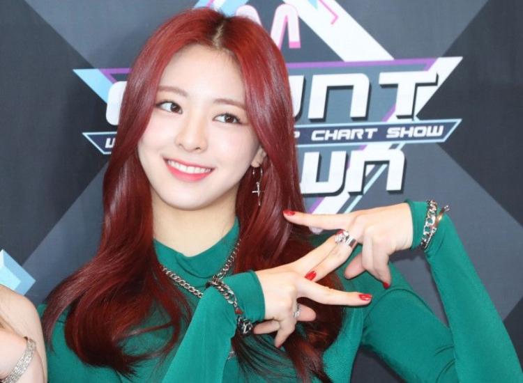 2년 전 오늘 타이트한 초록 유나5