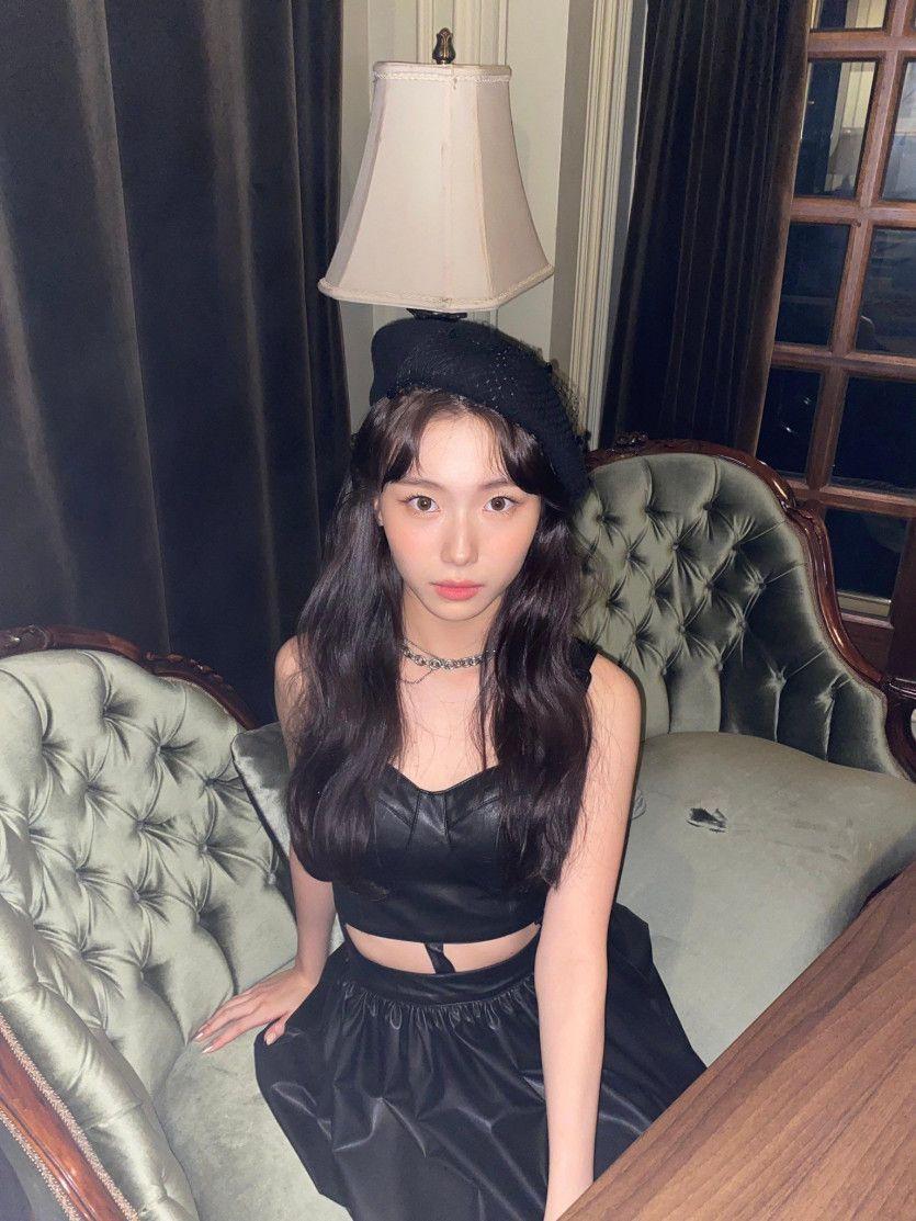 Kep1er Youngeun2