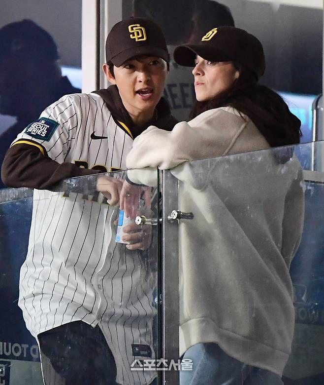 야구보는 송중기와 박찬호0