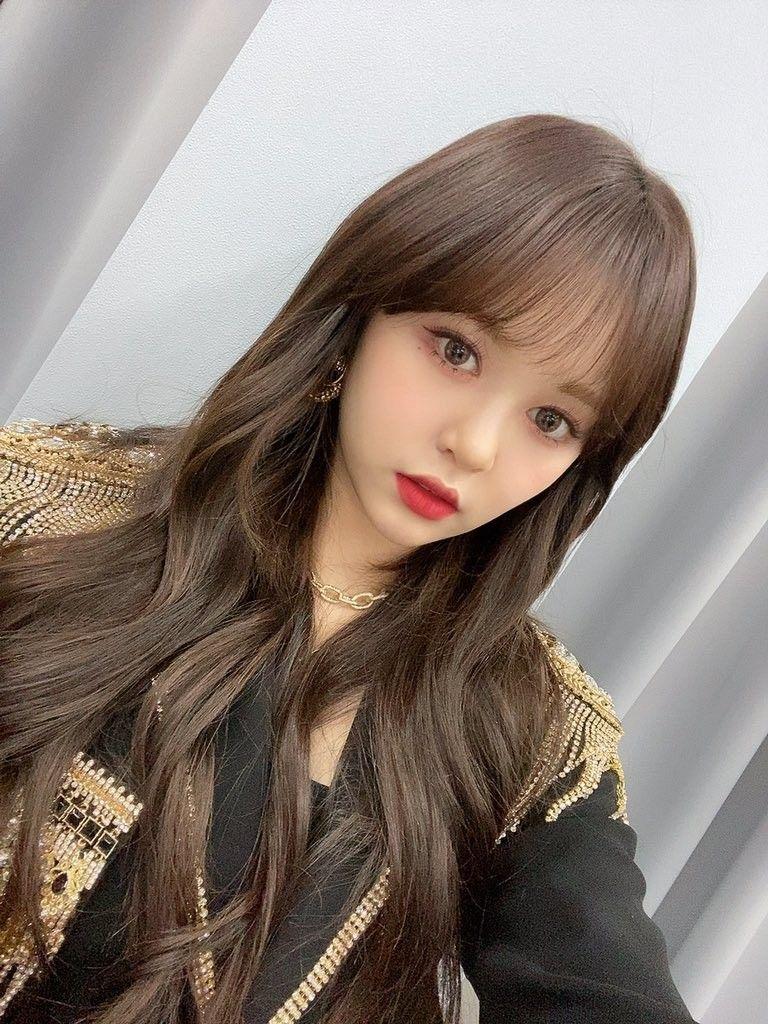 EVERGLOW Jiwon1