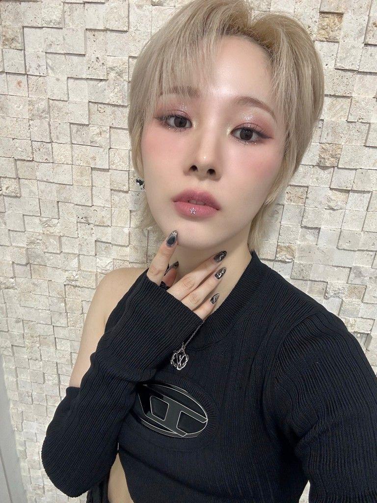 EVERGLOW MIA0