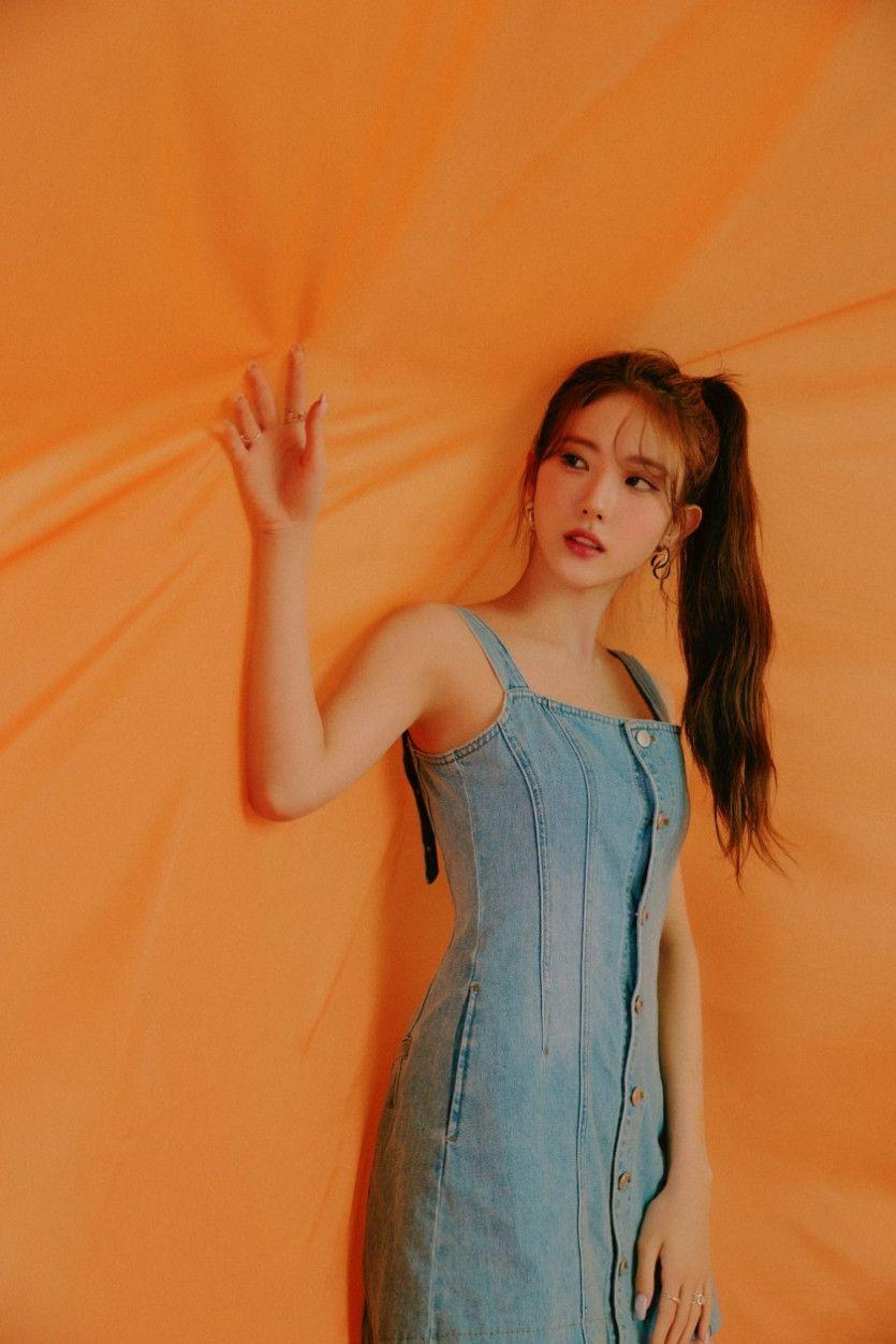 데님 패션 화보 우주소녀 루다2