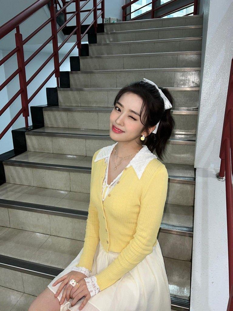 IVE YUJIN3