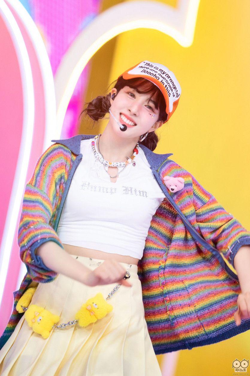 STAYC YOON0