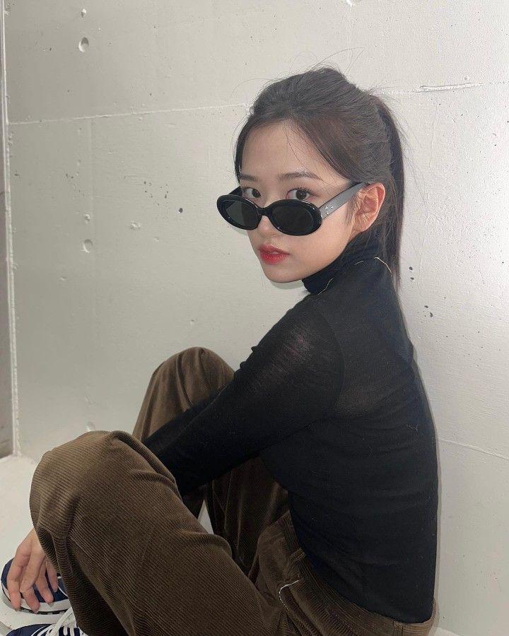 IVE yujin2