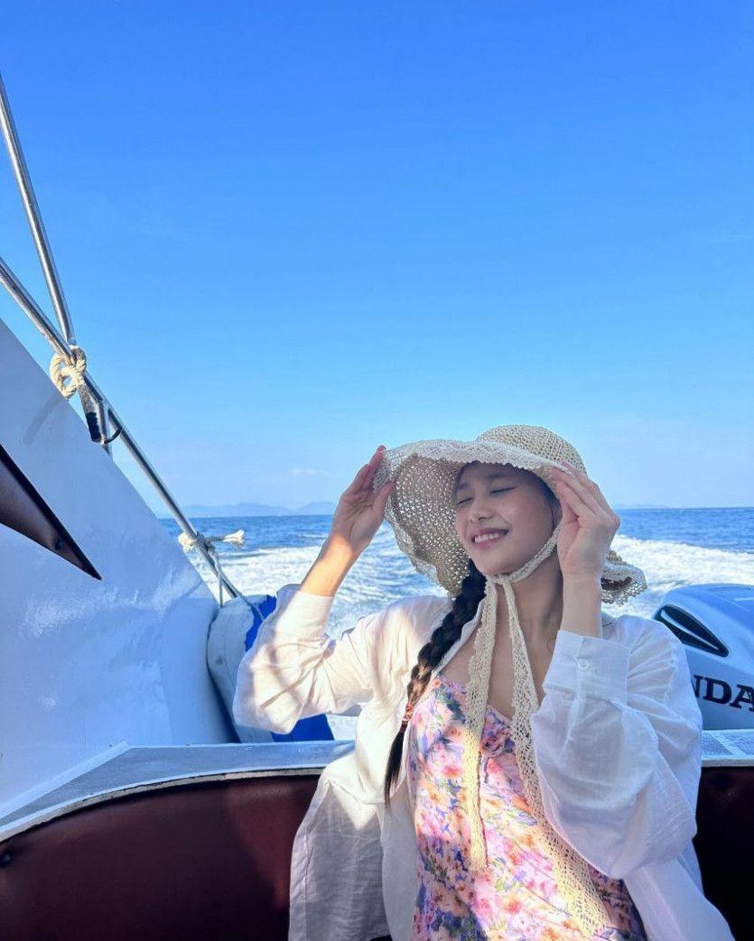 수영복 입은 츄3