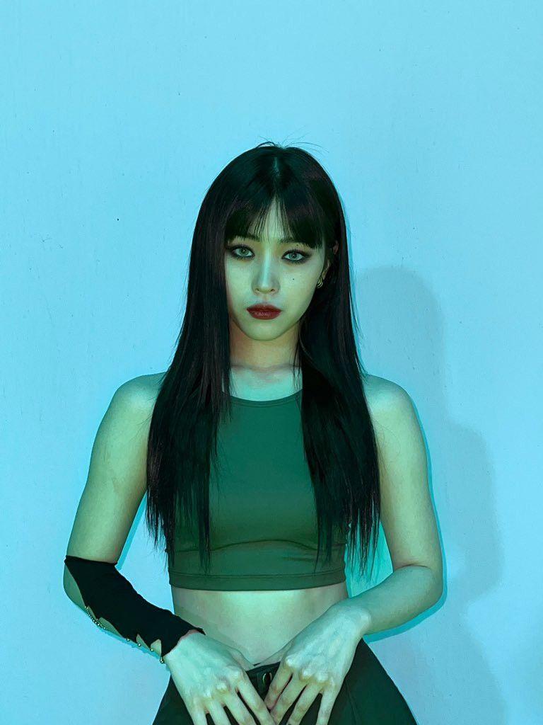 ITZY Ryujin1
