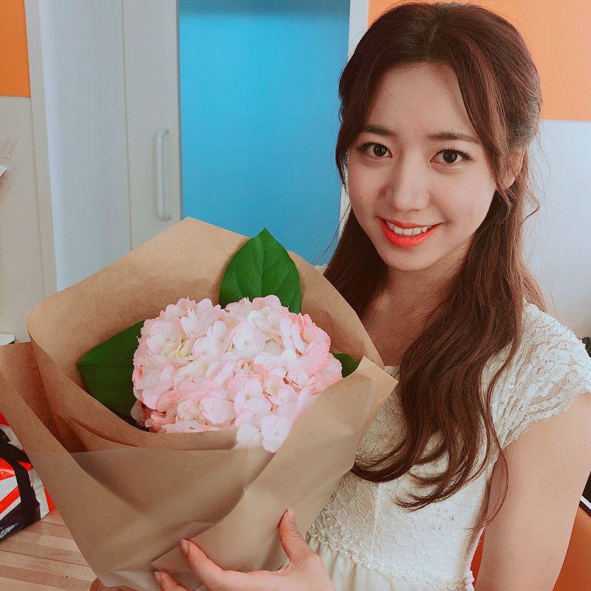 에이핑크 인스타-남주2