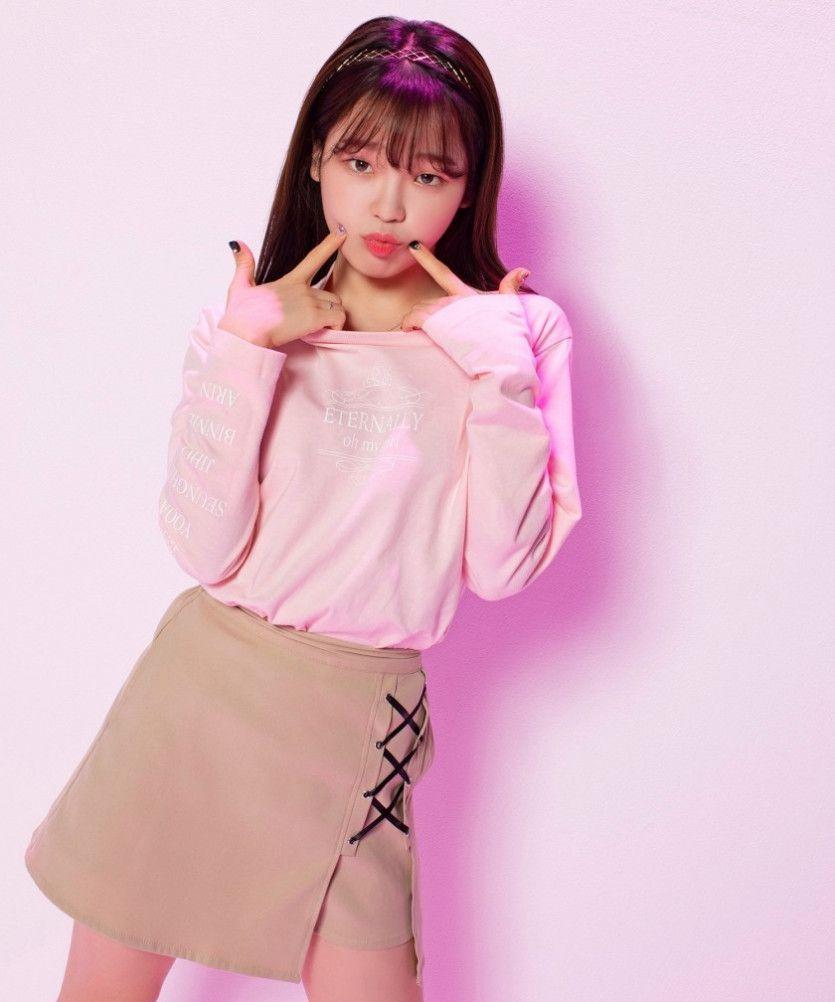 오마이걸 WEGO 콜라보 화보5