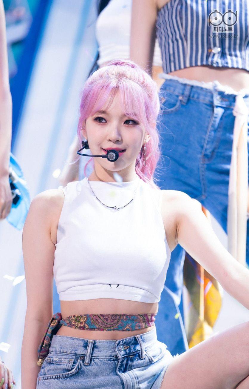 프로미스나인 백지헌1