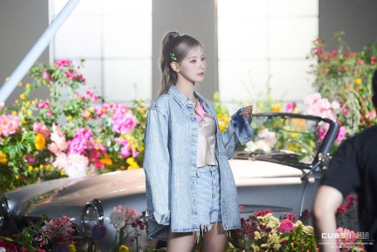 (G)I-DLE MIYEON0