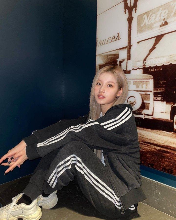 TWICE SANA3
