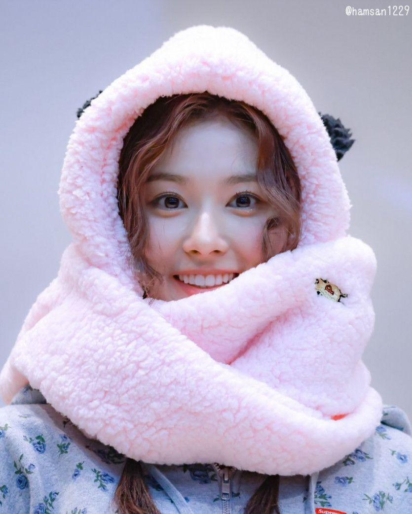 사나 (트와이스)0