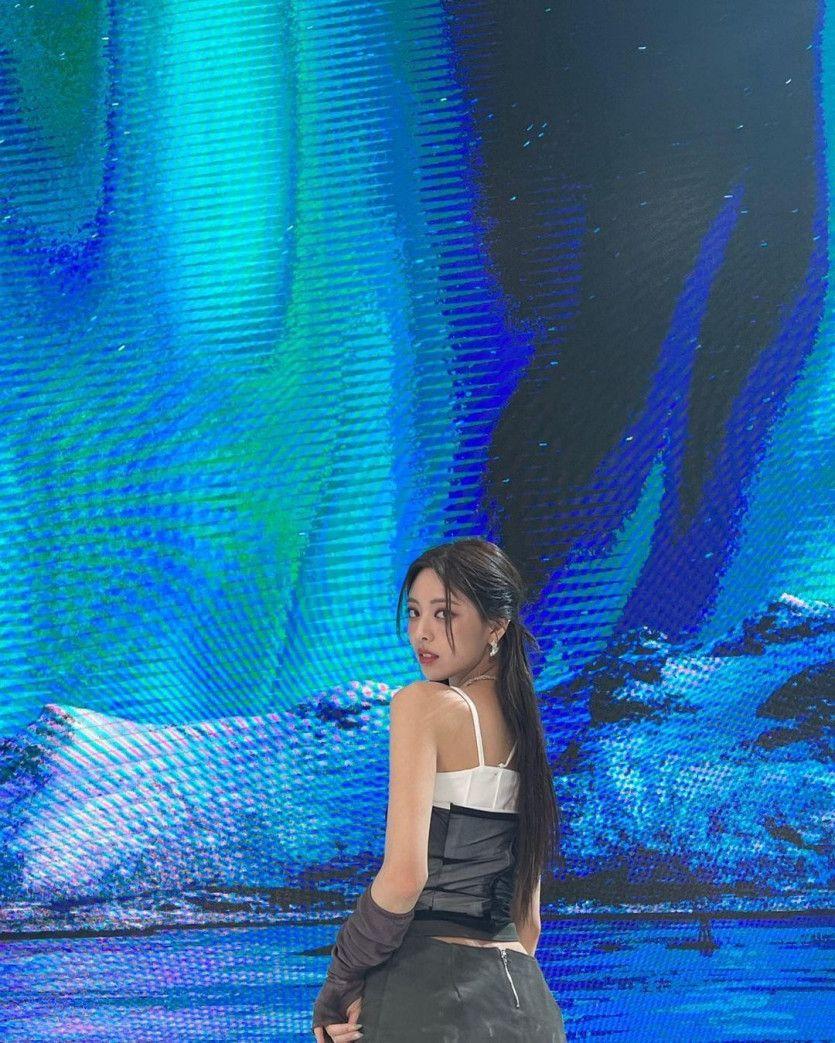 있지 유나0