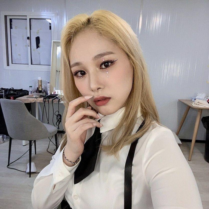 EVERGLOW Mia3