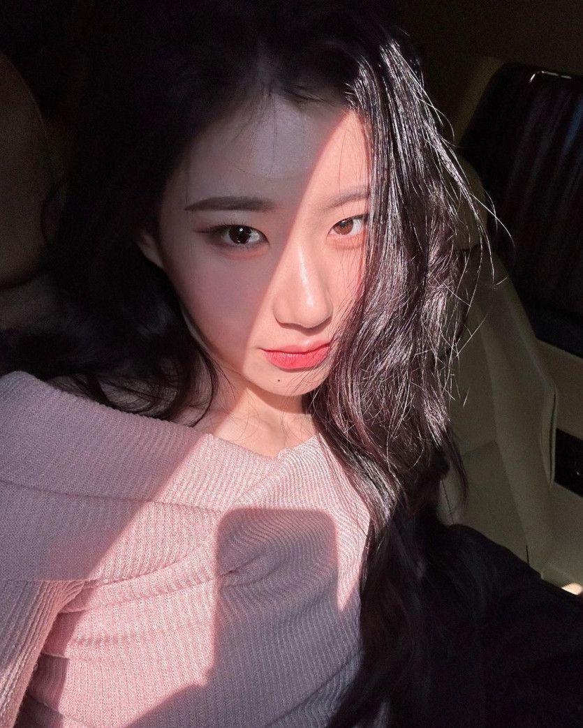 ITZY Chaeryeong3