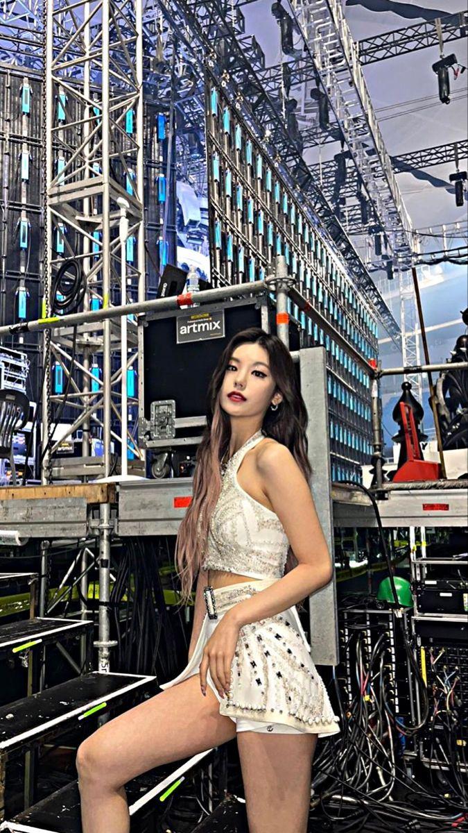 ITZY Yeji2