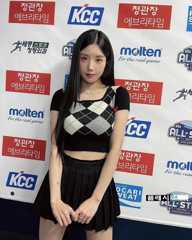 권은비0