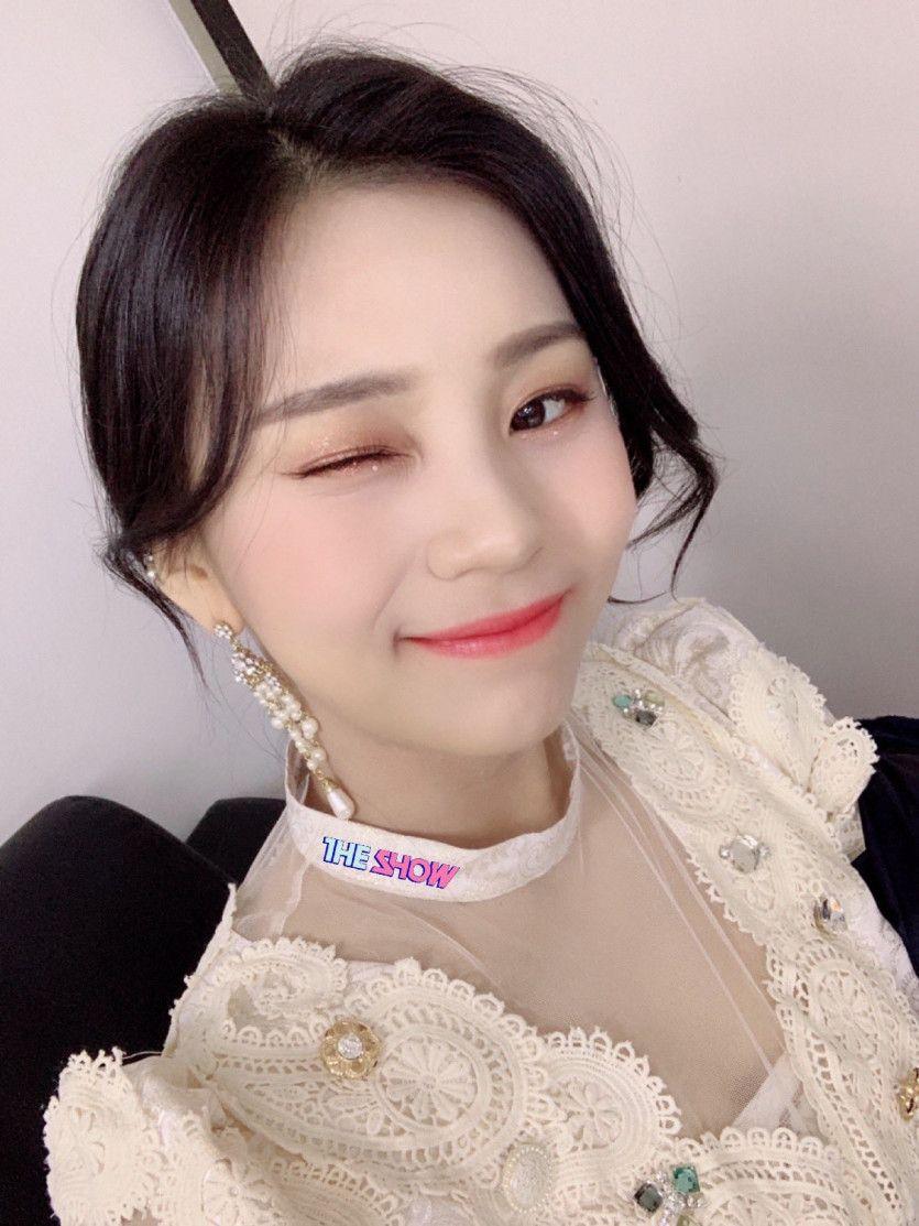 더 쇼 여자친구.JPG3
