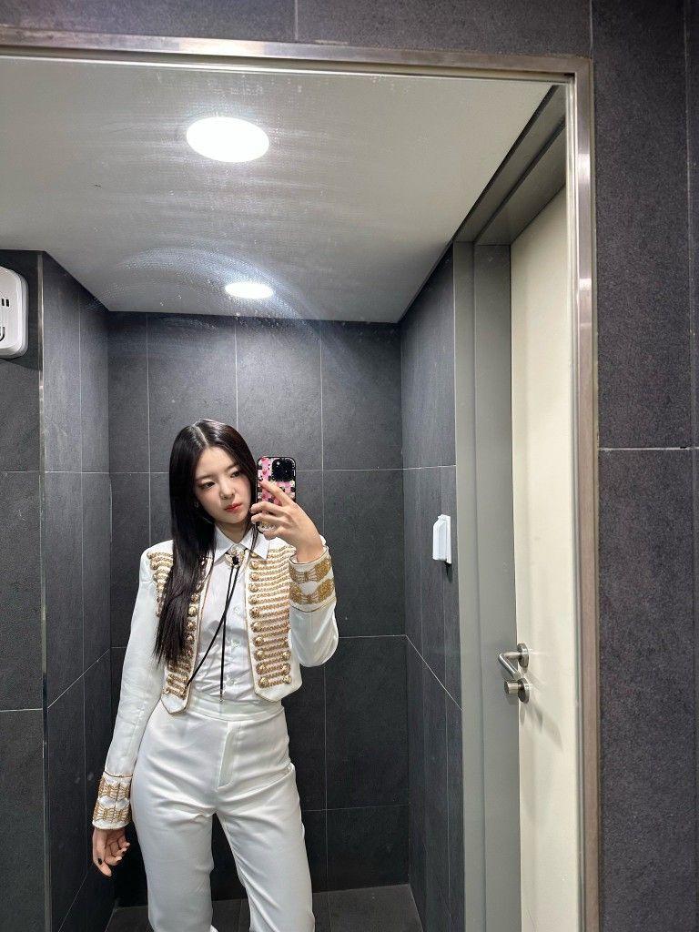 있지 리아0
