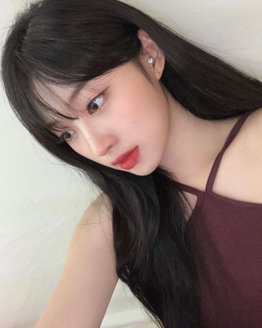 EVERGLOW SIHYEON1