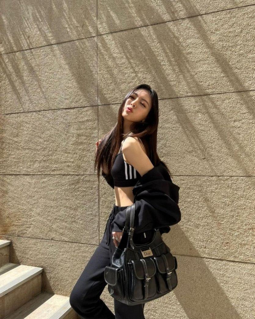 유나 인스타2