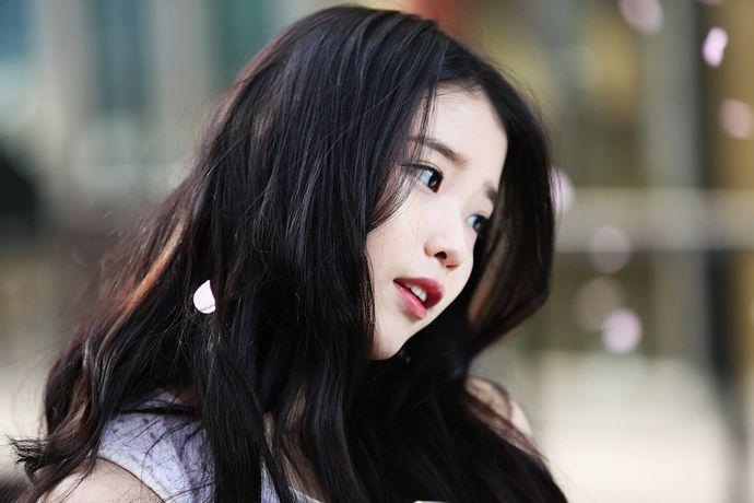 아이유3