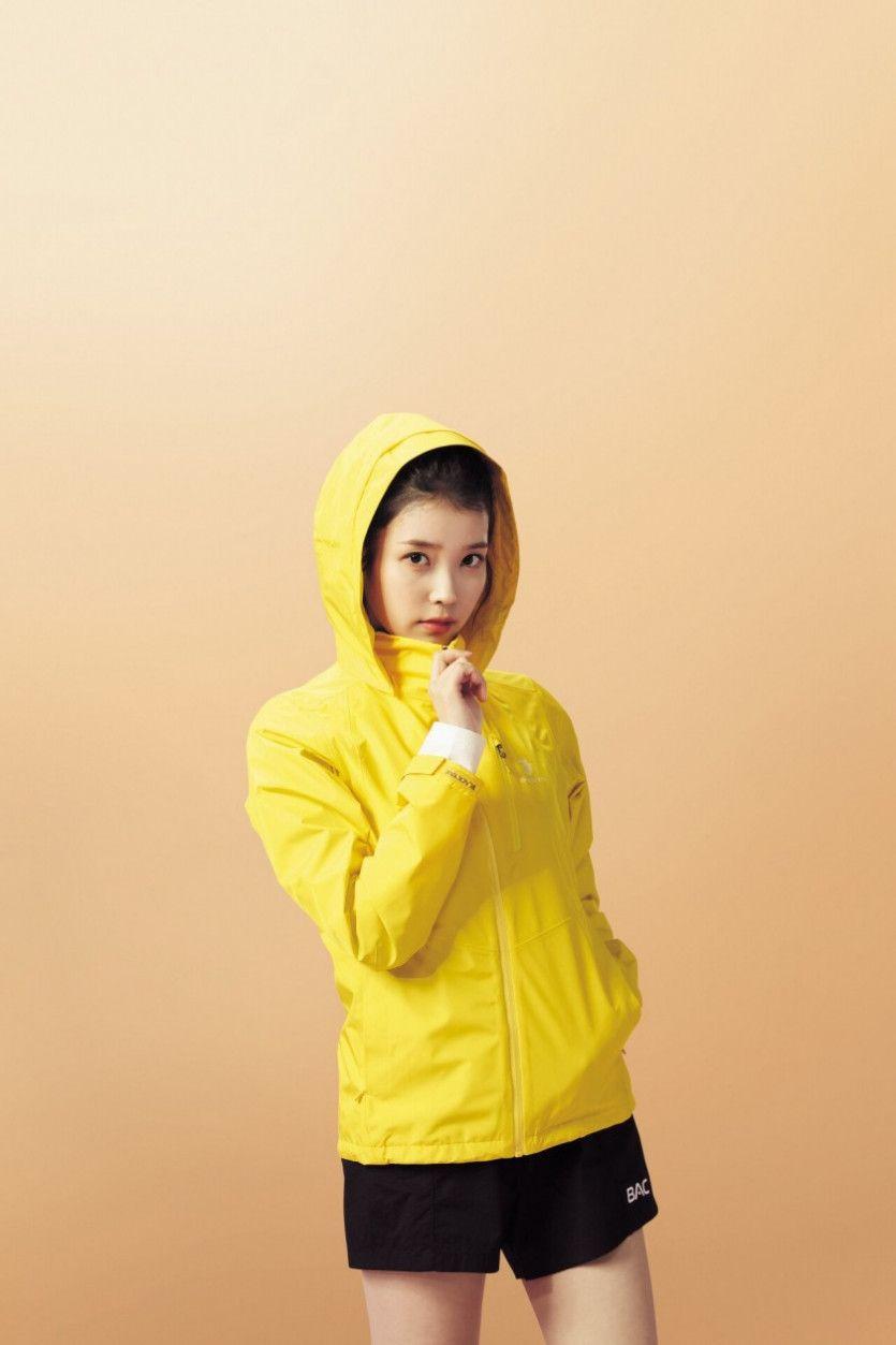 블랙야크 2021 SS 아이유2