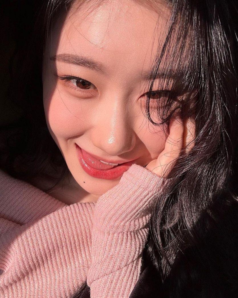ITZY Chaeryeong0
