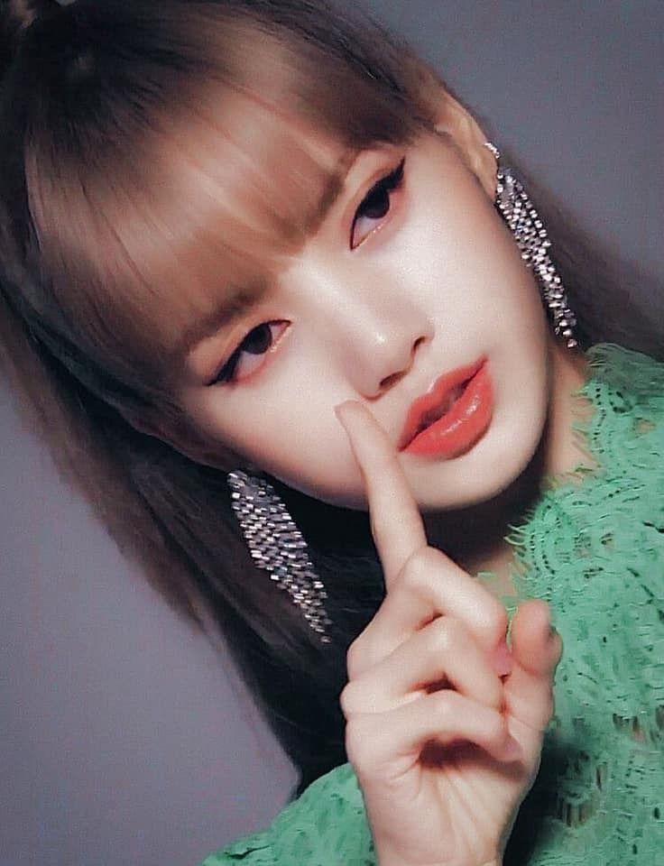 블랙핑크 리사3