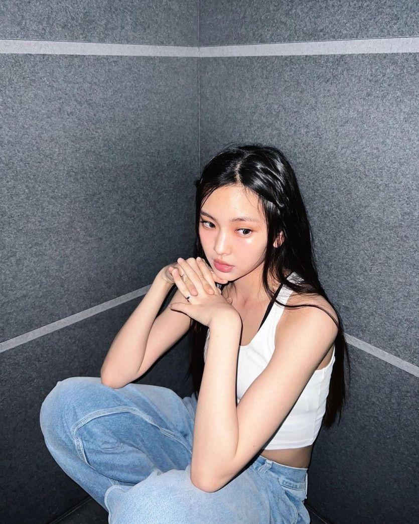 NEW JEANS  HYEIN2