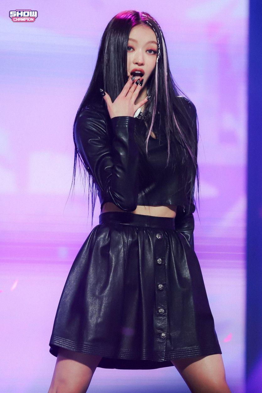 OH MY GIRL YooA1