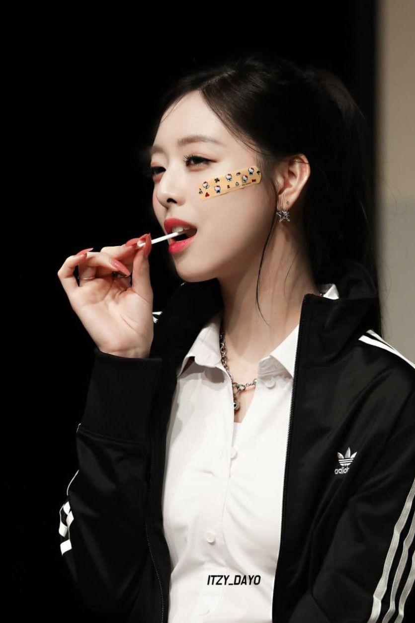 유나1