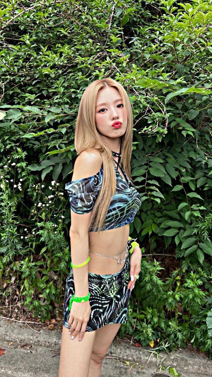 (G)-IDLE Miyeon2